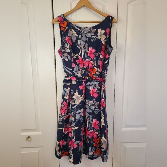 Eliza J Fit & Flare Floral Belted Dress Blue Pink Side Pockets Size 14 - Picture 3 of 16